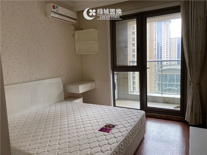 房间