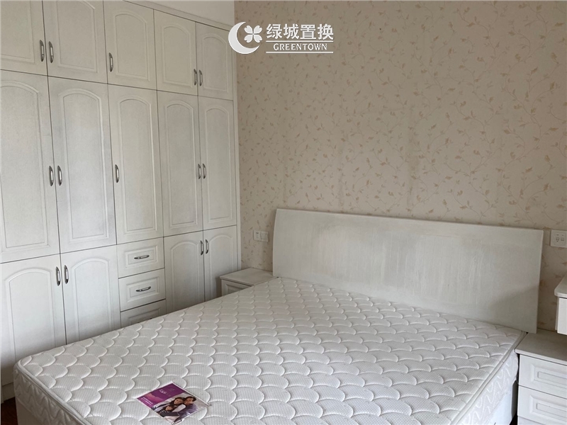 房间