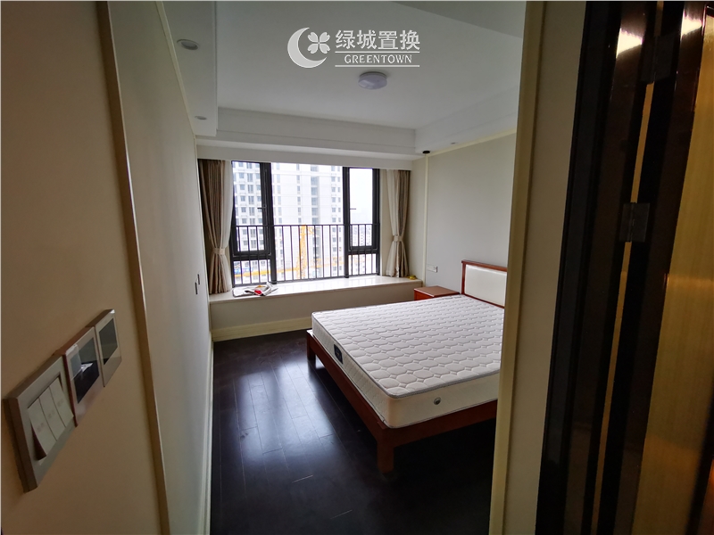 房间