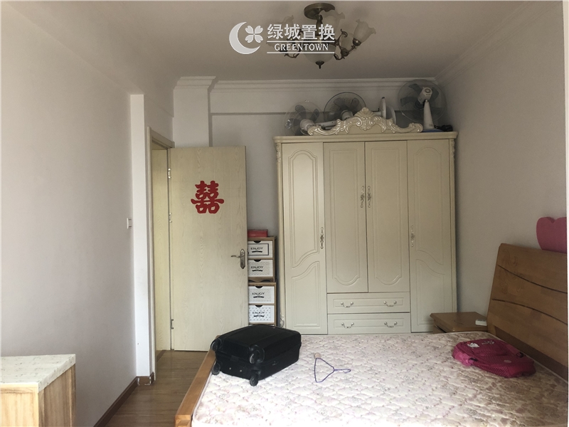 房间