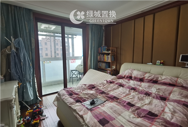 房间