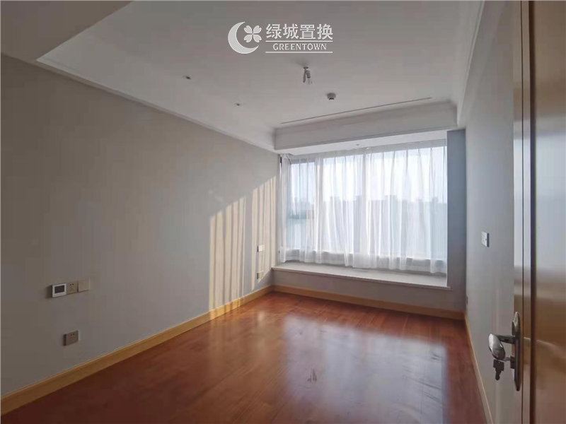 房间