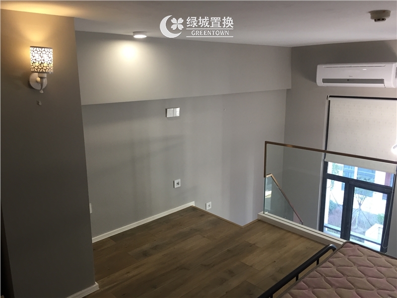 房间