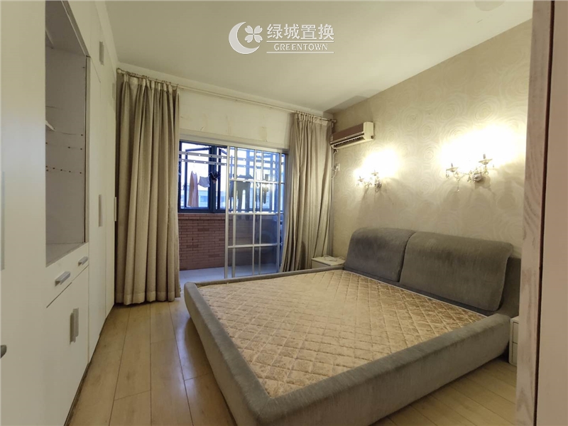 房间