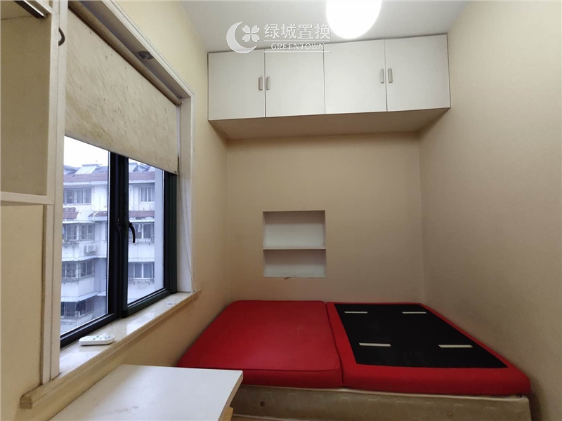 房间