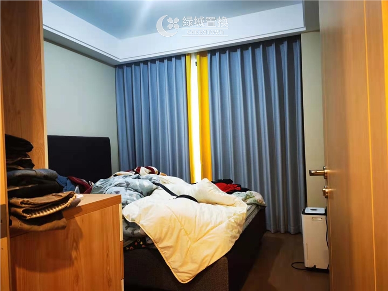 房间