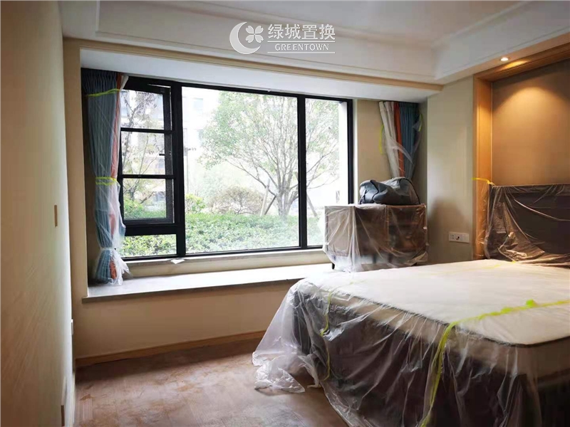 房间