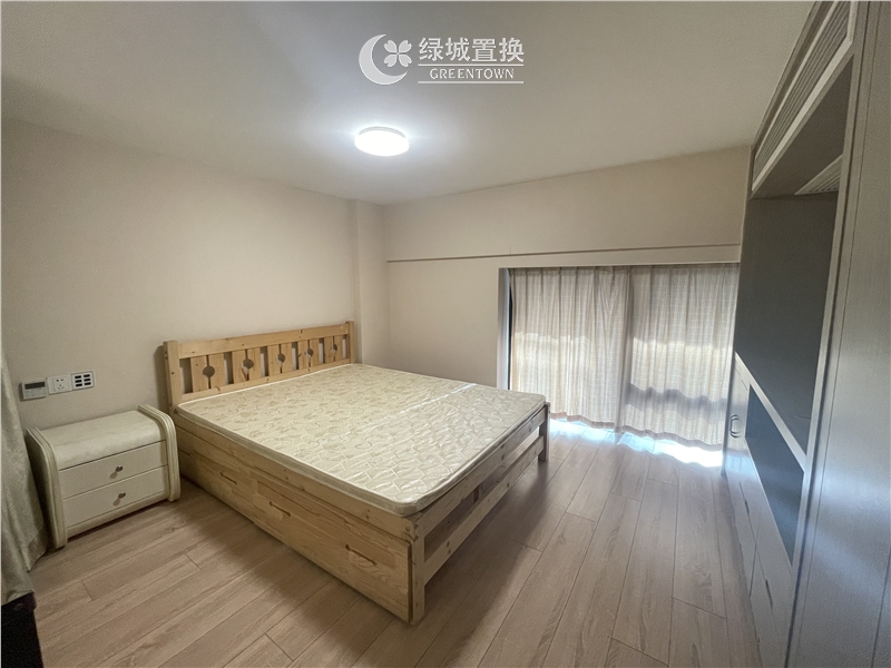 房间