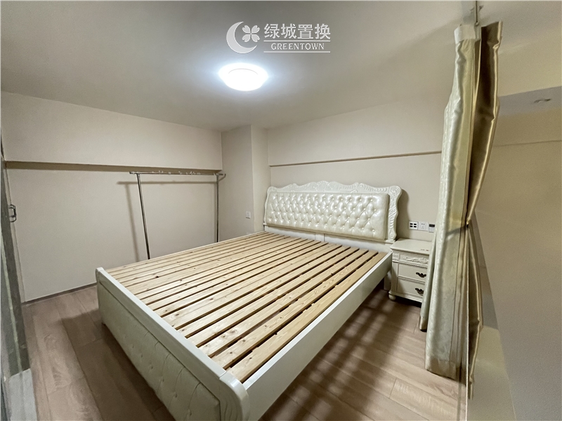 房间