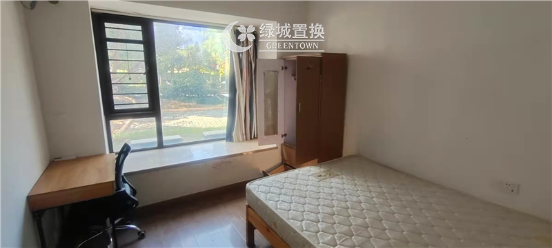房间