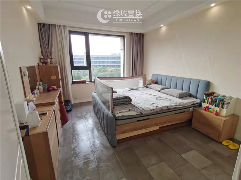 房间