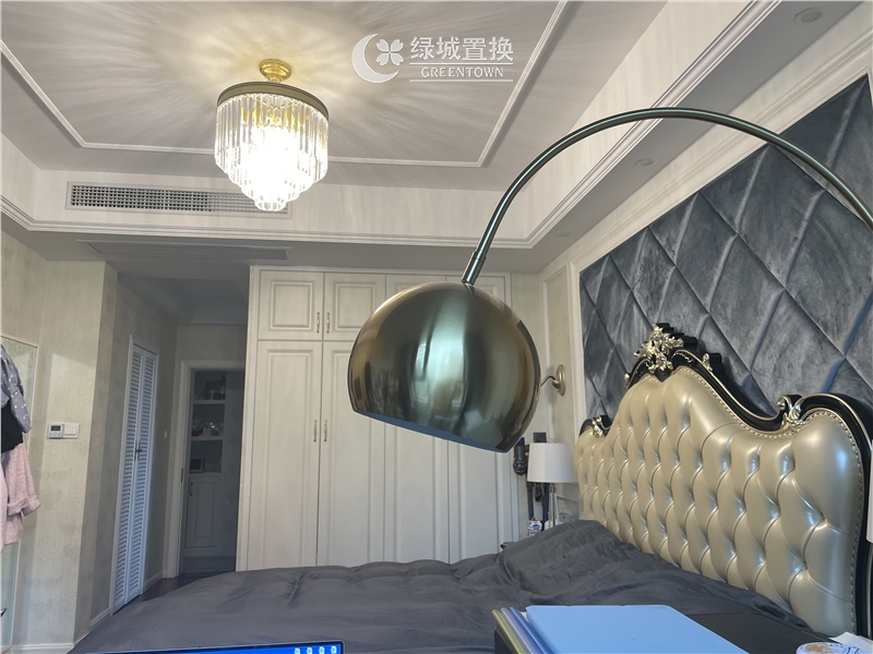 房间