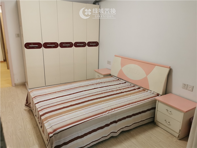 房间