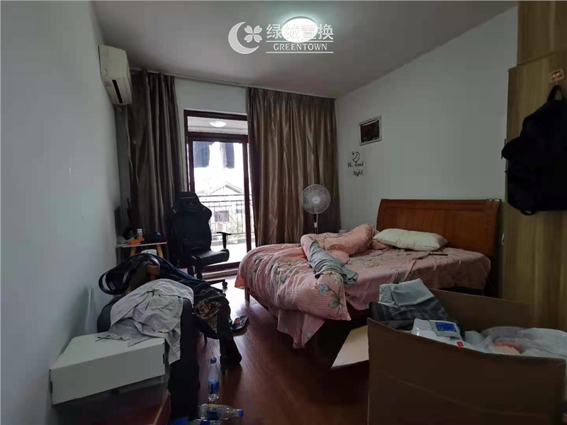 房间