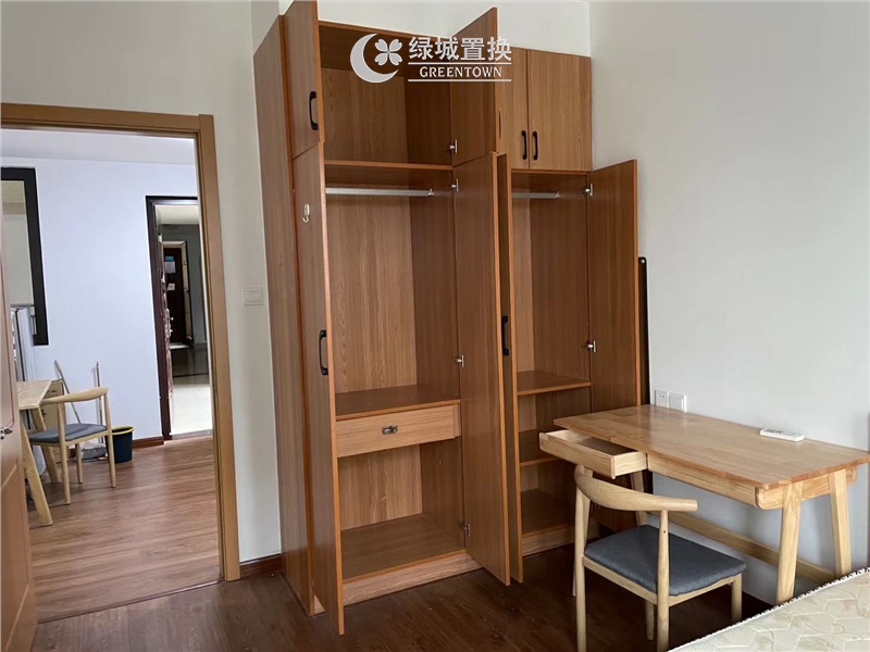 房间