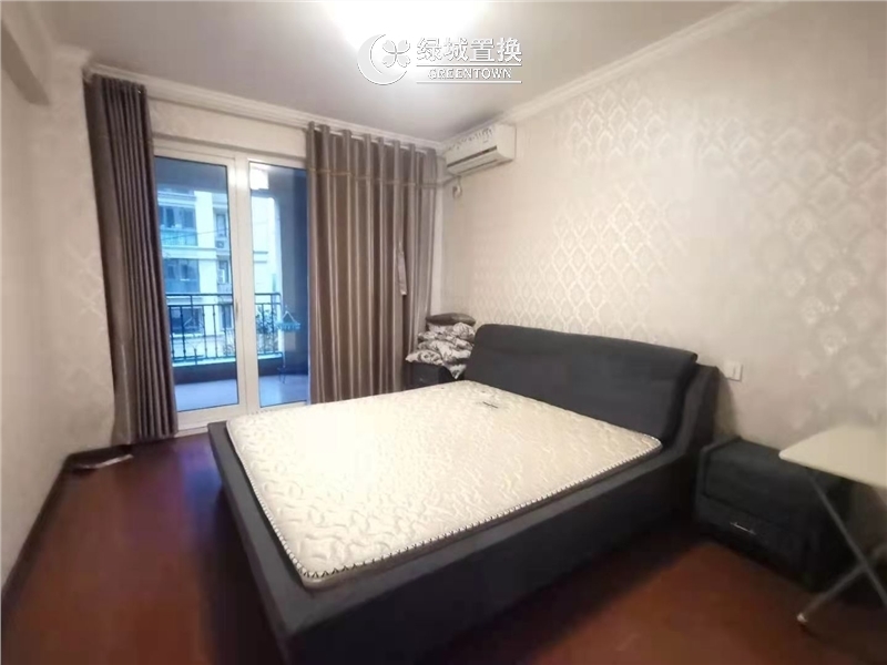 房间