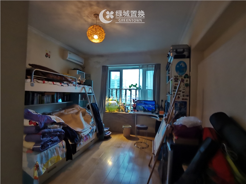 房间