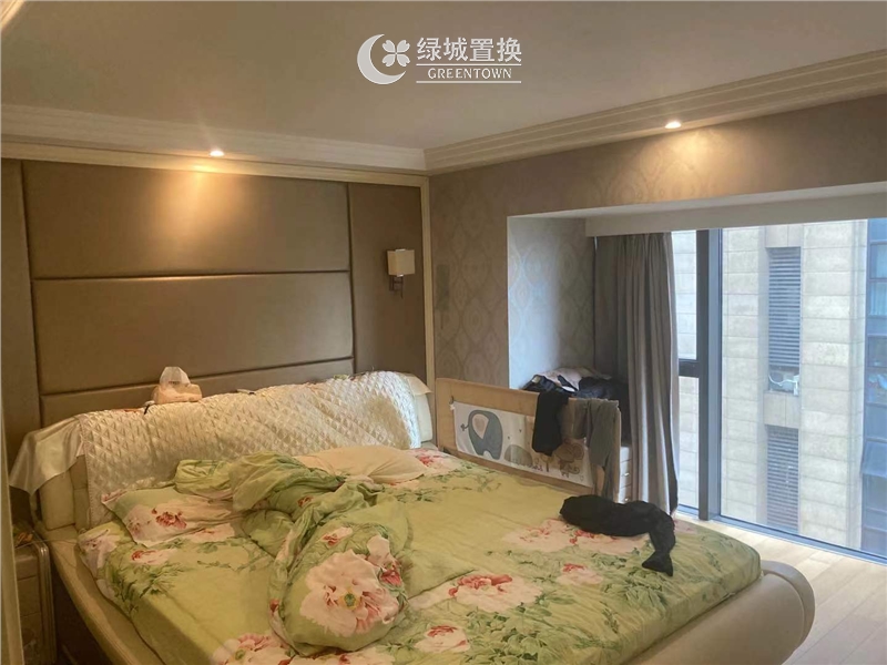 房间
