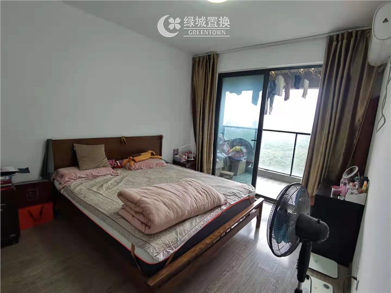 房间