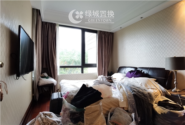 房间