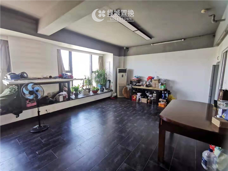 客厅