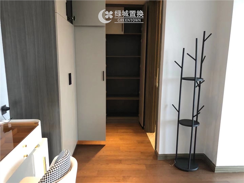 房间