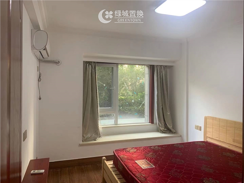 房间