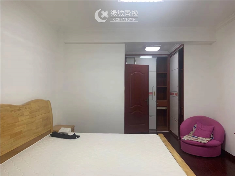 房间