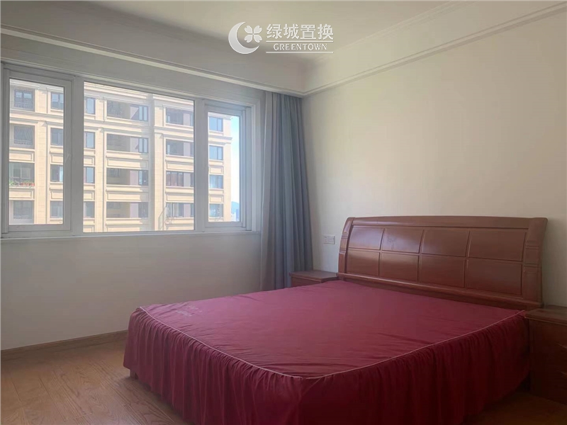 房间