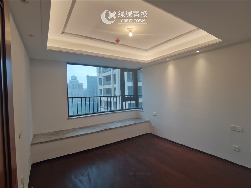 房间