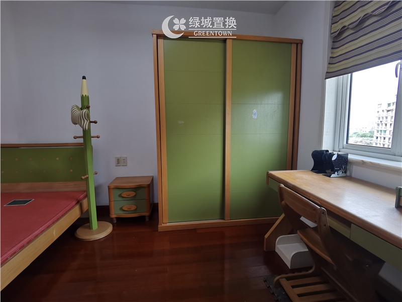 房间