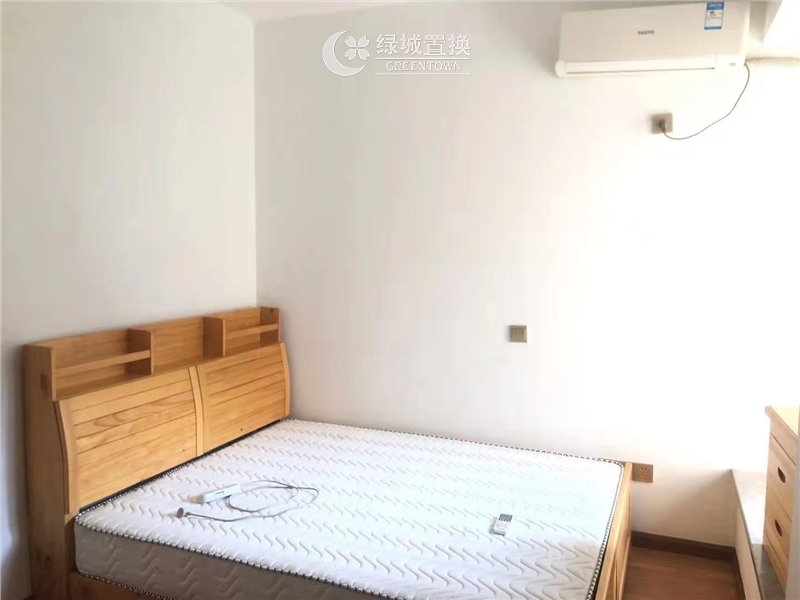 房间