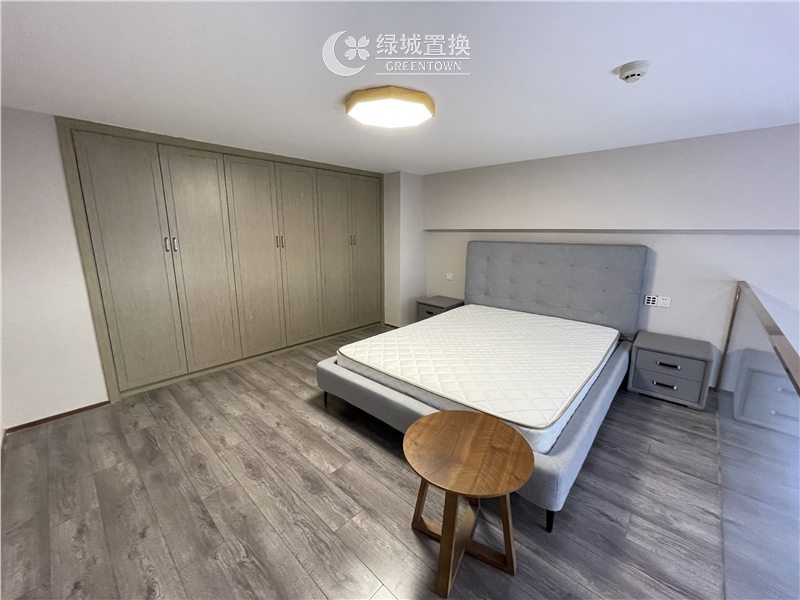 房间