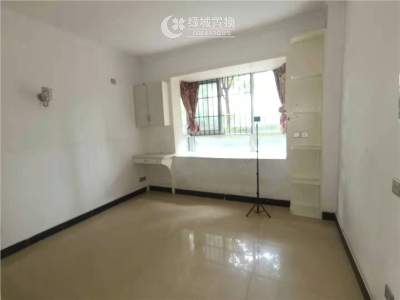房间
