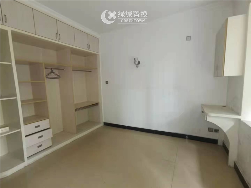 房间