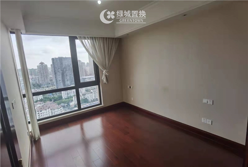 房间