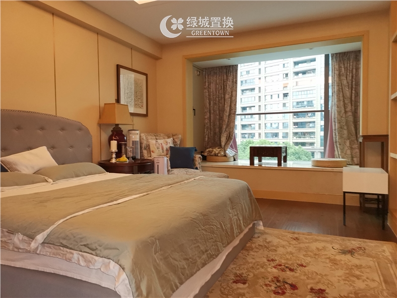 房间