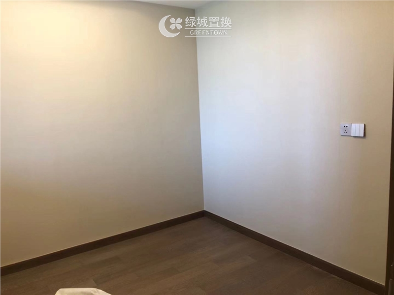 房间