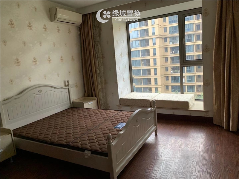 房间