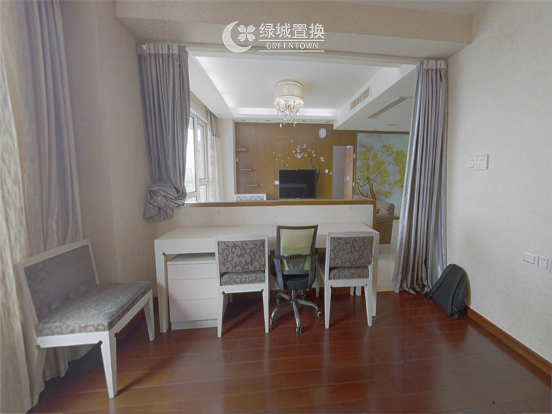 房间