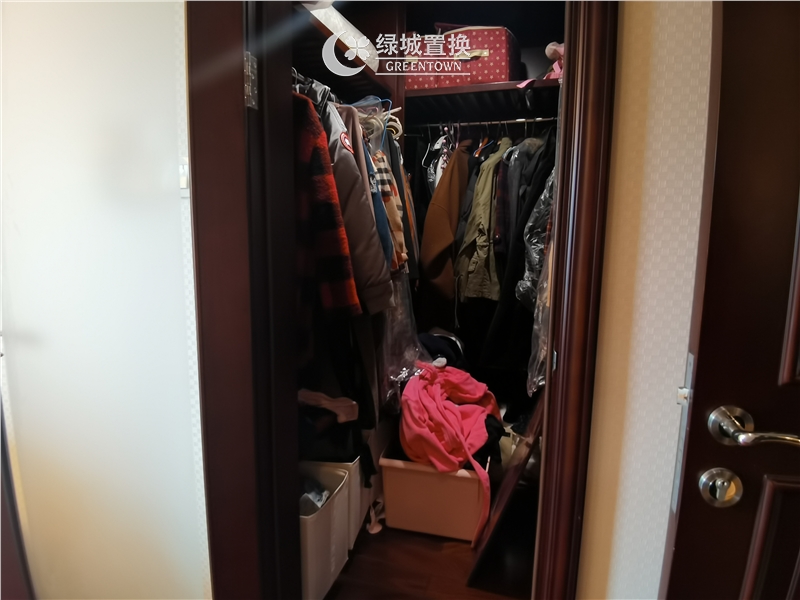 房间