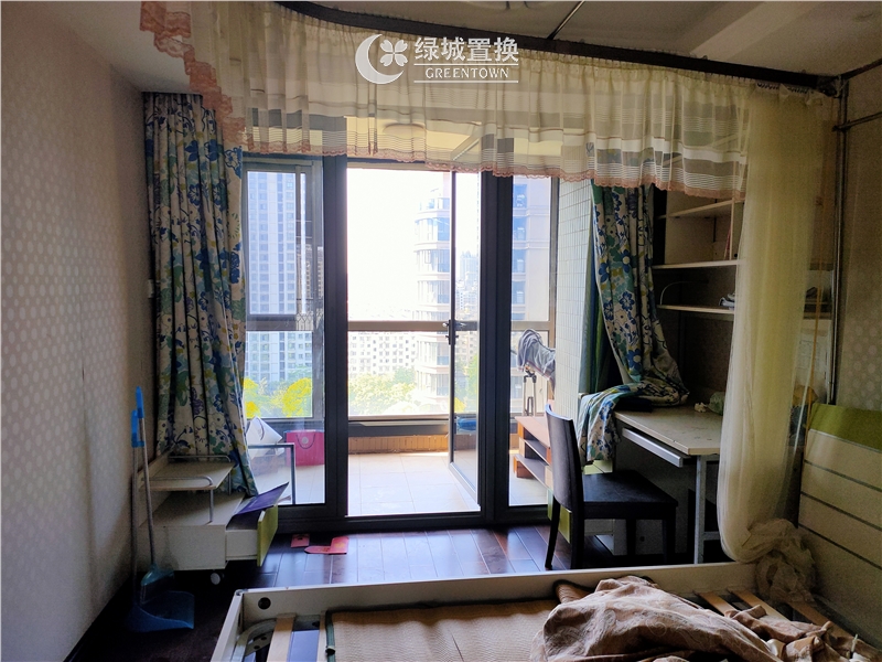 房间