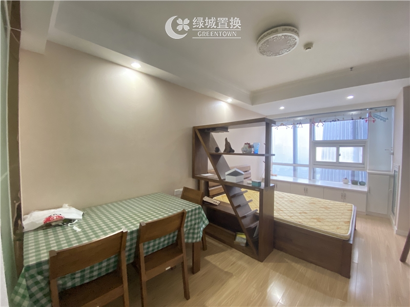 房间