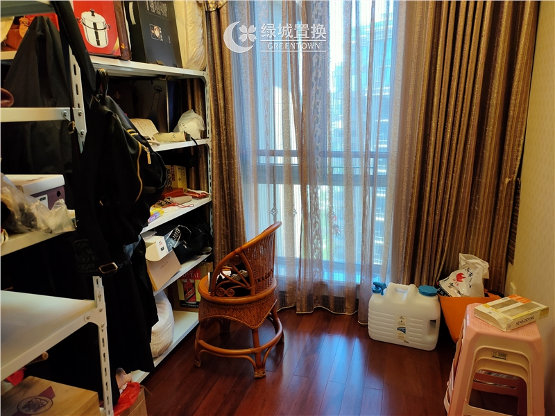 房间