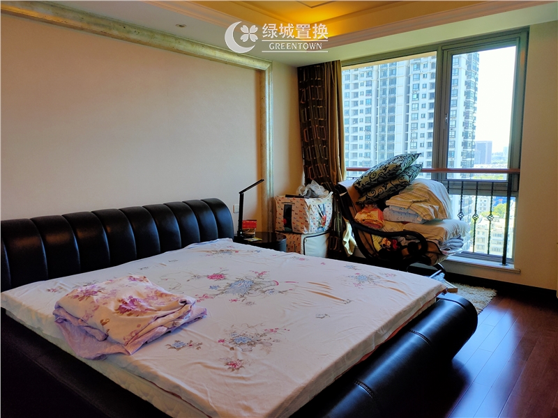 房间