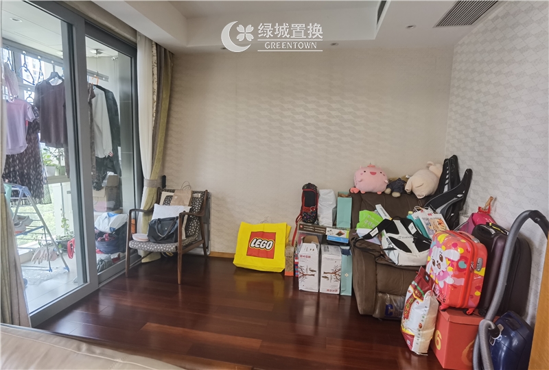 房间