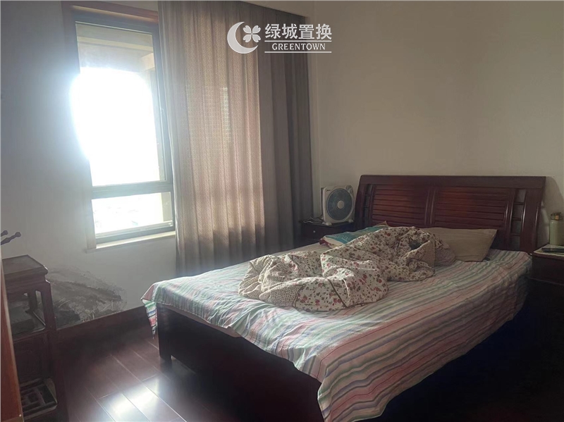 房间