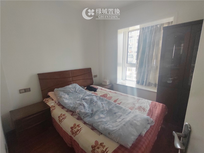 房间