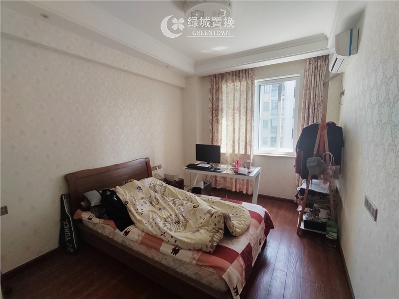 房间